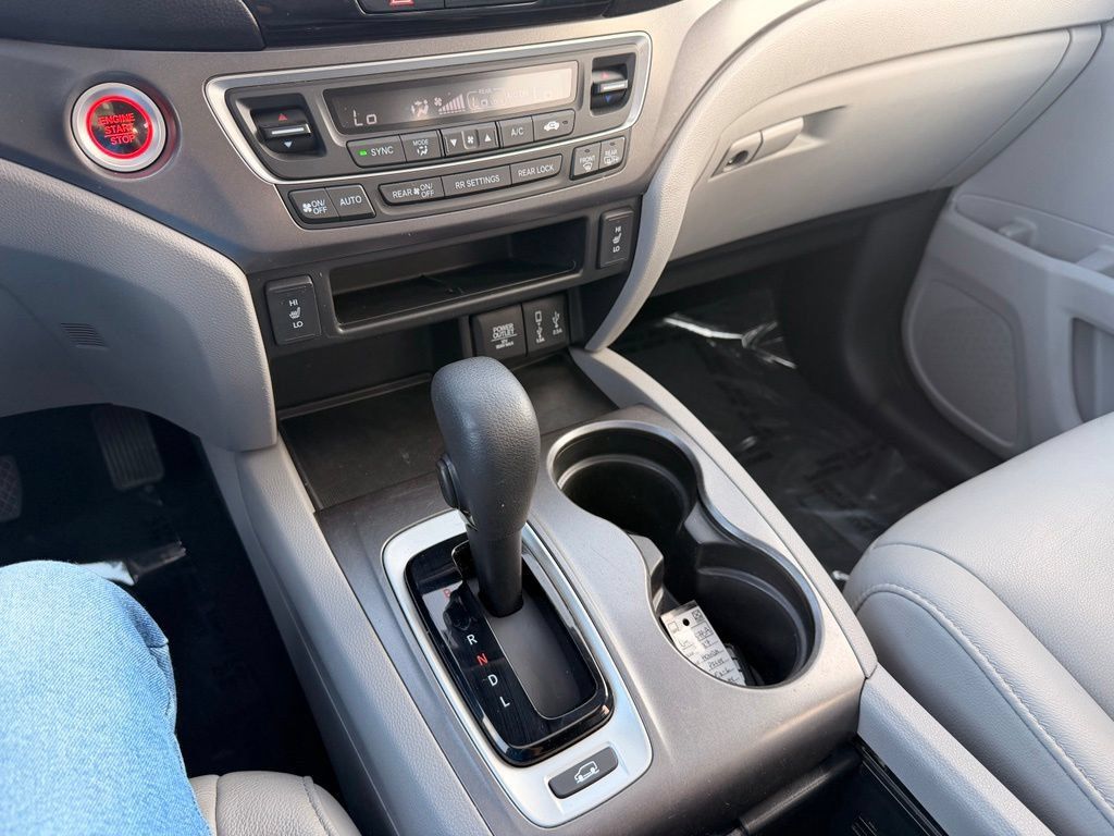 Used 2017 Honda Pilot EX-L image 24