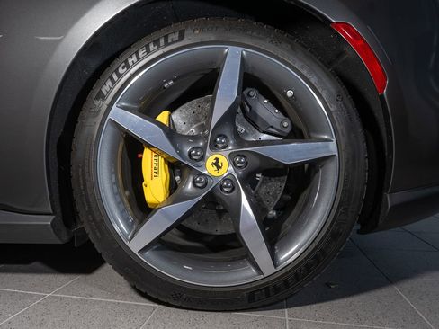 Certified 2023 Ferrari Portofino M RWD image 32