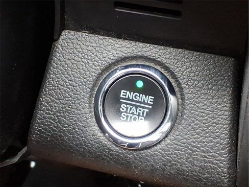 Used 2019 Ford Expedition Limited w/ Equipment Group 303A image 11