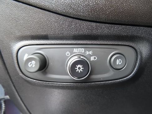 Used 2019 Chevrolet Equinox Premier AWD/4WD image 40