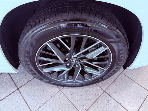 Certified 2025 Lexus TX 350 FWD w/ Technology Package image 18