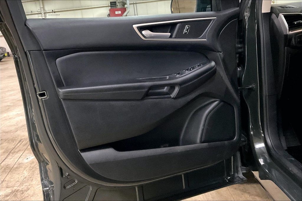 Certified 2024 Ford Edge SEL AWD/4WD image 21