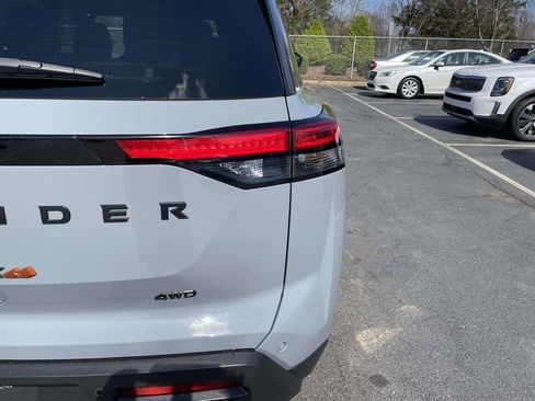 Used 2024 Nissan Pathfinder Rock Creek image 24