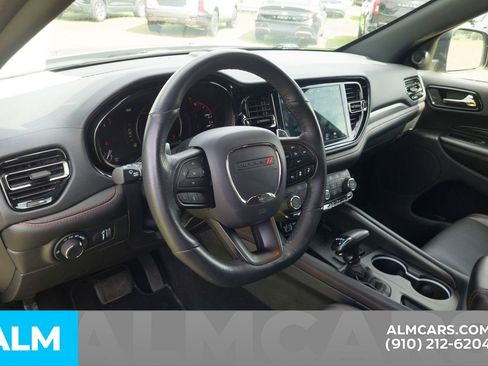 Used 2025 Dodge Durango GT AWD/4WD image 6