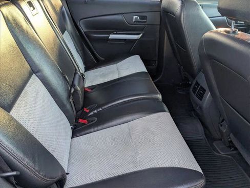 Used 2013 Ford Edge SEL image 20