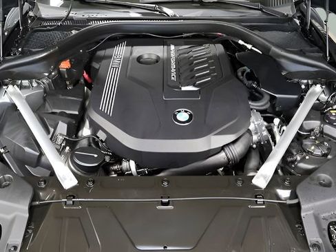 Used 2021 BMW Z4 M40i w/ Executive Package image 35