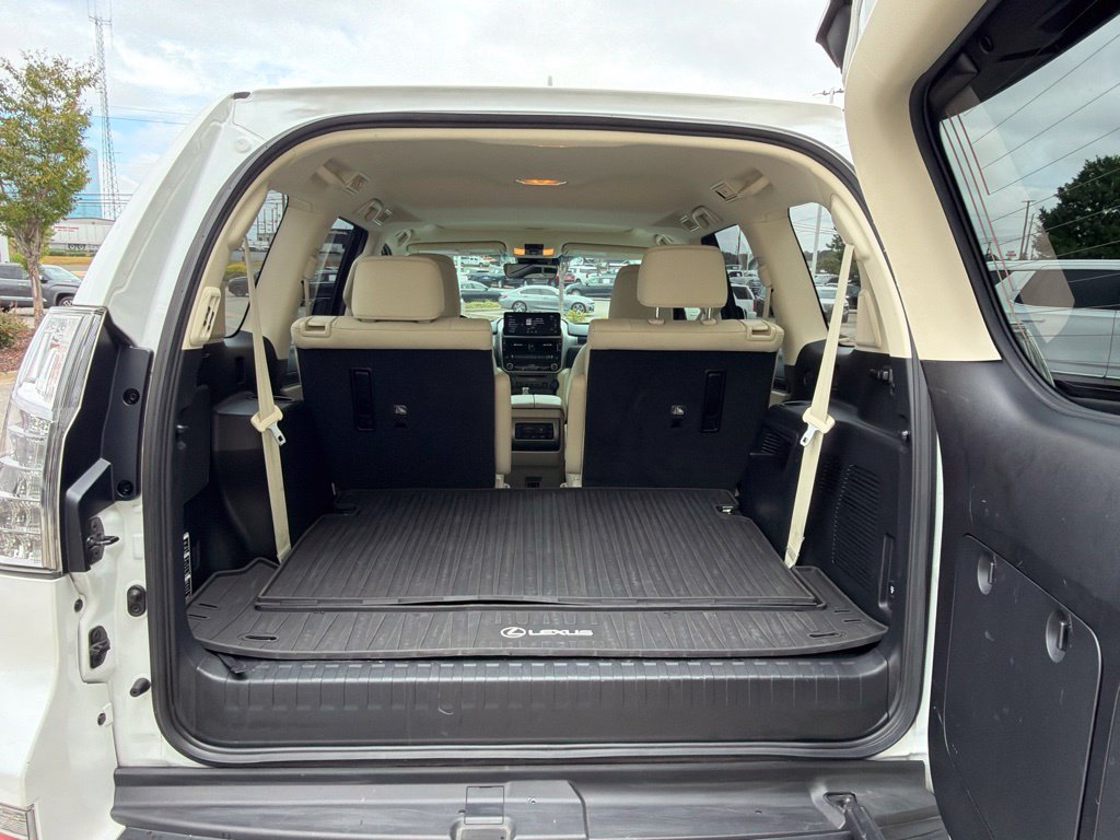 Used 2023 Lexus GX 460 Premium AWD/4WD image 16