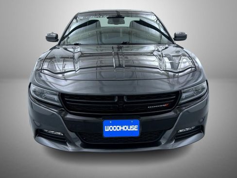Used 2018 Dodge Charger GT image 2