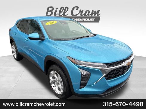 New 2026 Chevrolet Trax LS image 1