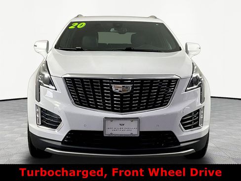 Used 2020 Cadillac XT5 Premium Luxury FWD image 2