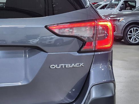 Used 2022 Subaru Outback Premium AWD/4WD image 22
