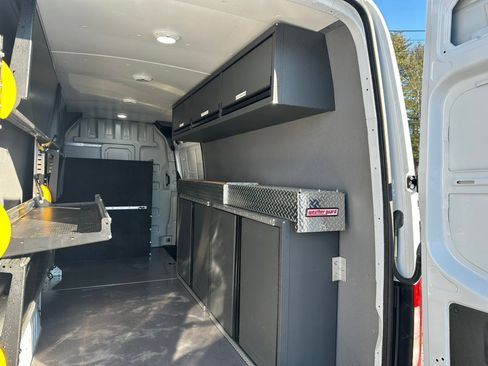 Used 2022 Mercedes-Benz Sprinter 2500 image 27
