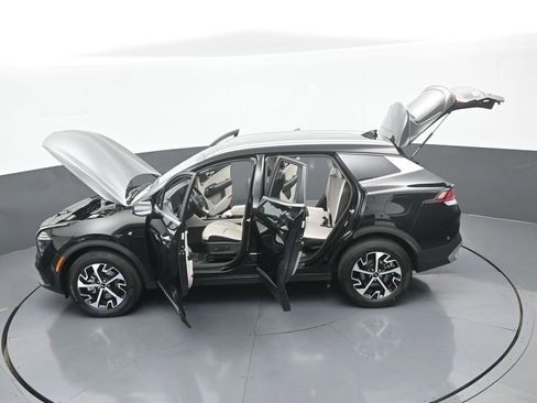 Used 2024 Kia Sportage EX image 59