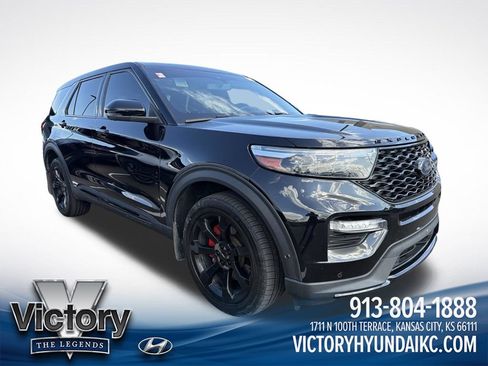 Used 2022 Ford Explorer ST w/ Equipment Group 401A AWD/4WD image 2