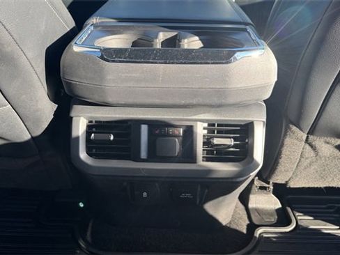 Used 2022 Ford F150 Lariat w/ Equipment Group 502A High image 14