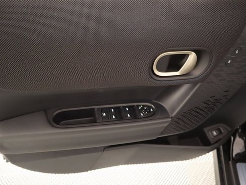 New 2025 MINI Cooper S image 17