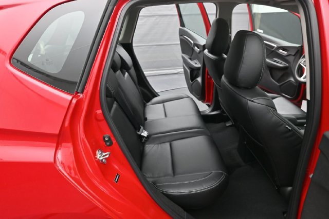 Used 2020 Honda Fit EX image 15