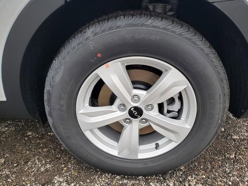 New 2026 Kia Sorento LX image 12