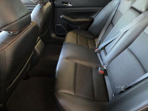 Used 2021 Nissan Altima 2.5 SR FWD image 31