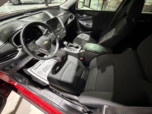 Used 2023 Chevrolet Malibu RS w/ LPO, Floor Liner Package FWD image 19