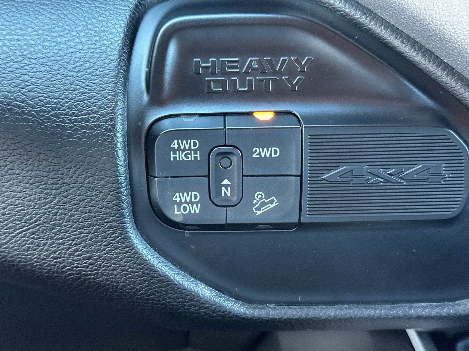 Used 2024 RAM 2500 Big Horn w/ Off Road Package AWD/4WD image 26