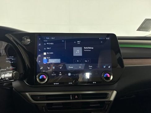Used 2025 Lexus RX 350 Premium Plus w/ Accessory Package (Z1) FWD image 22