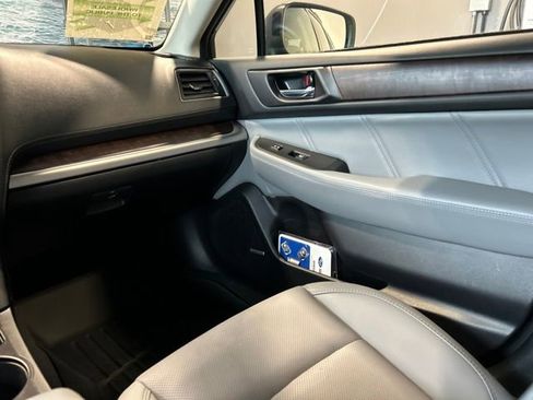 Used 2019 Subaru Outback 2.5i Limited AWD/4WD image 23