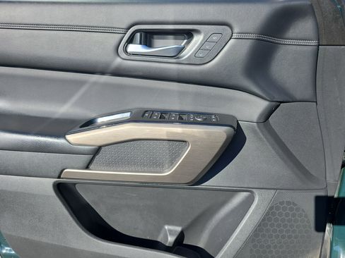 Used 2022 Nissan Pathfinder Platinum w/ Cargo Package image 24