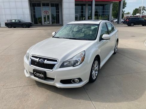 Used 2014 Subaru Legacy 2.5i Premium w/ Moonroof Package & Eyesight AWD/4WD image 8