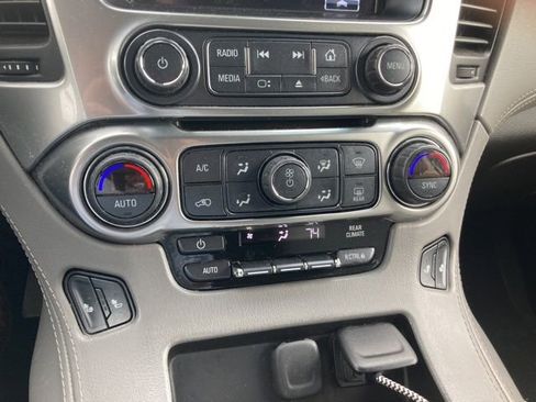 Used 2019 Chevrolet Tahoe LT image 11