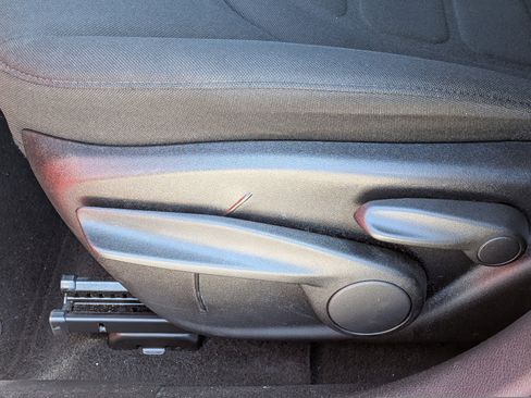 Used 2022 Jeep Renegade Latitude image 23