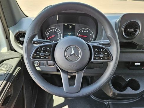 New 2024 Mercedes-Benz Sprinter 3500 image 17