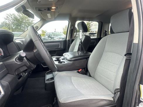 Used 2022 RAM 1500 Classic SLT image 36