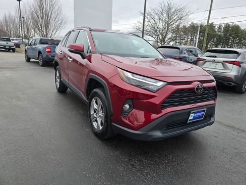 Certified 2022 Toyota RAV4 XLE image 10