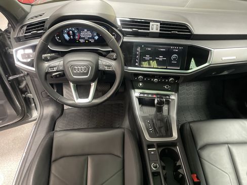 Used 2024 Audi Q3 2.0T Premium image 30