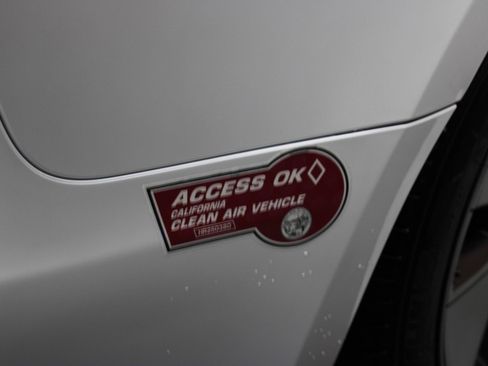 Used 2023 Tesla Model 3 Standard Range image 10