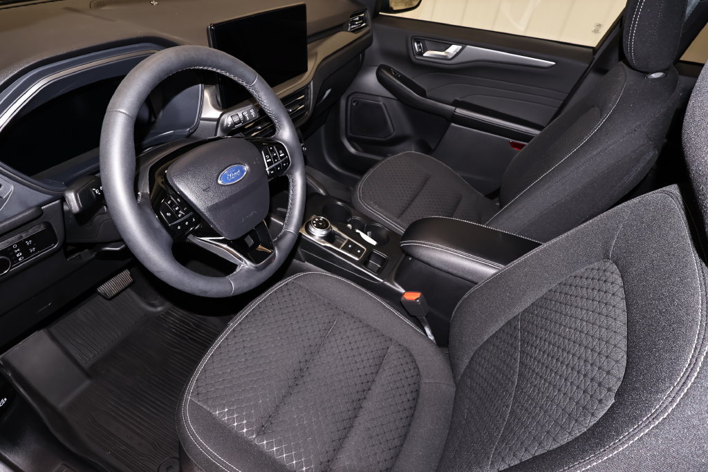 Certified 2023 Ford Escape Active w/ Tech Pack #2 FWD image 34