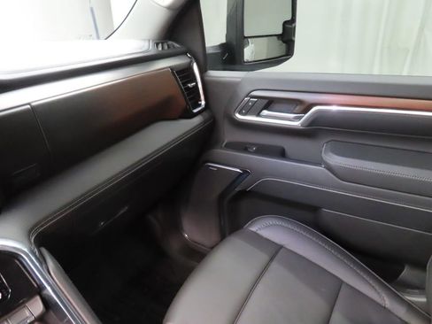 Used 2026 GMC Sierra 2500 Denali w/ Denali Reserve Package AWD/4WD image 25
