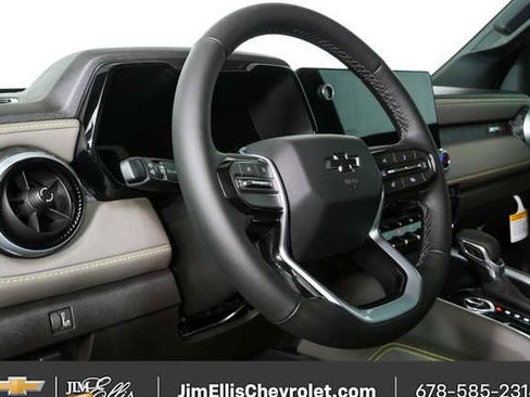 New 2026 Chevrolet Colorado ZR2 w/ Technology Package AWD/4WD image 4