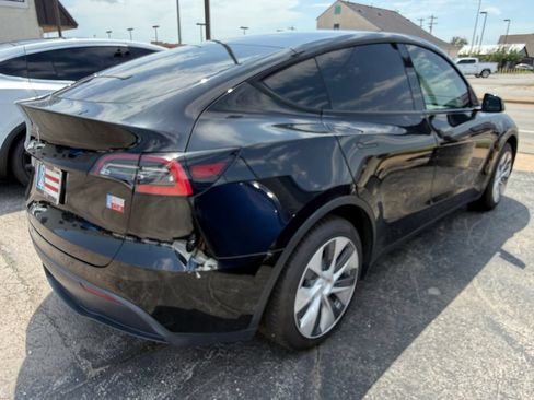 Used 2021 Tesla Model Y 2WD image 25