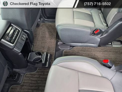 Used 2023 Subaru Ascent Onyx Edition AWD/4WD image 38