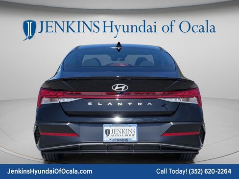 New 2026 Hyundai Elantra SEL Sport Premium FWD image 6