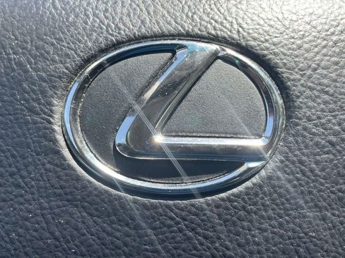 Used 2010 Lexus LS 460 w/ Comfort Pkg RWD image 22