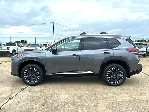 New 2026 Nissan Rogue Platinum AWD/4WD image 5