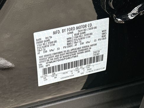 New 2026 Ford Explorer Active RWD image 20