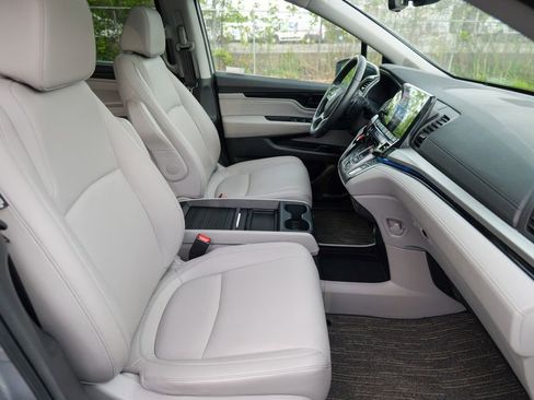 Used 2023 Honda Odyssey Touring image 35