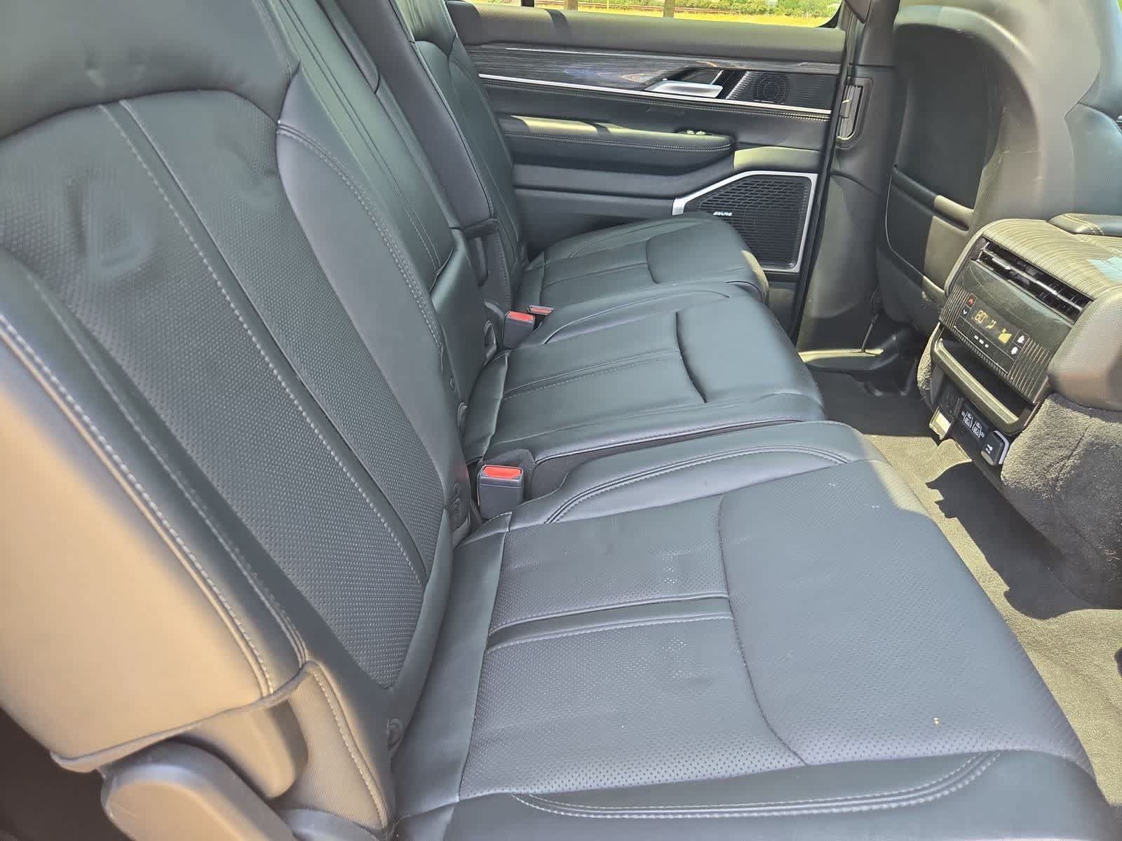 Used 2022 Jeep Wagoneer Series II w/ Premium Group I RWD image 18