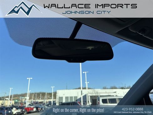 Used 2016 Toyota Highlander XLE image 18