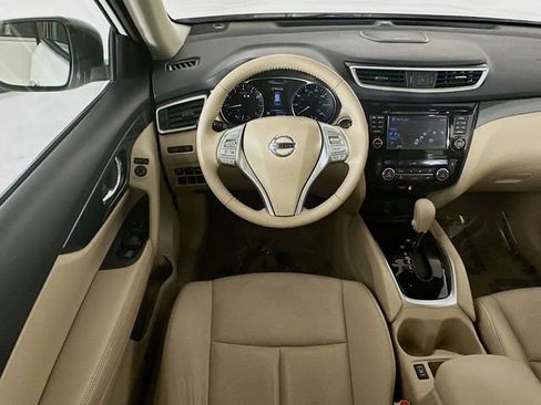 Used 2014 Nissan Rogue SL FWD image 21