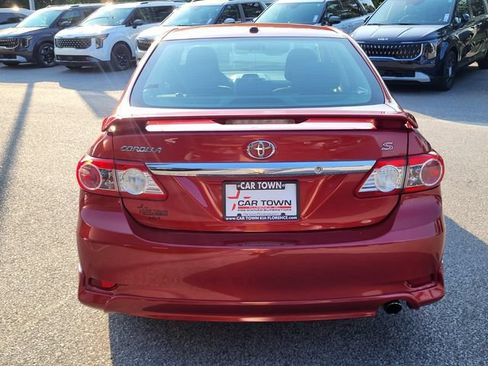 Used 2013 Toyota Corolla S w/ Premium Pkg FWD image 3